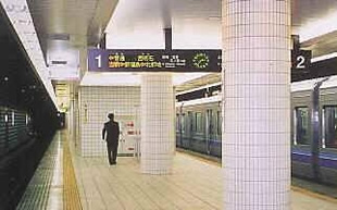 JR東西線海老江駅ホーム